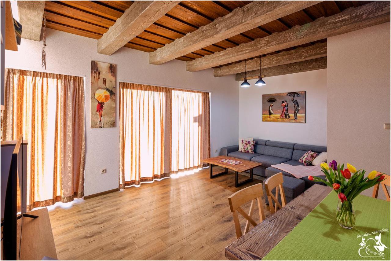Apartments Pemikas II Liptovský Mikuláš Eksteriør billede