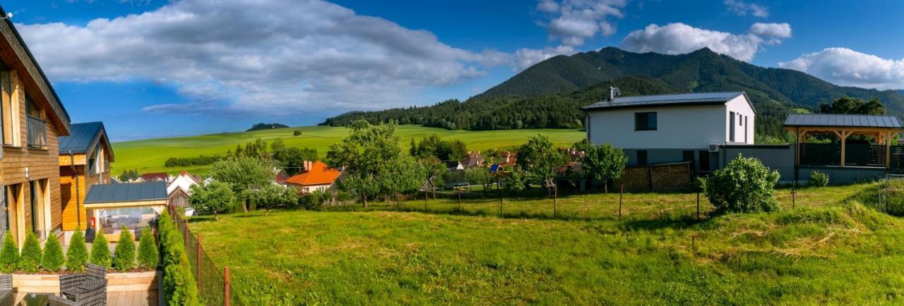 Apartments Pemikas II Liptovský Mikuláš Eksteriør billede