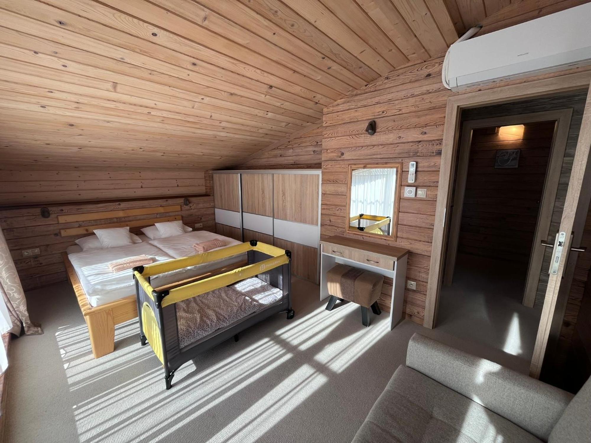 Apartments Pemikas II Liptovský Mikuláš Eksteriør billede